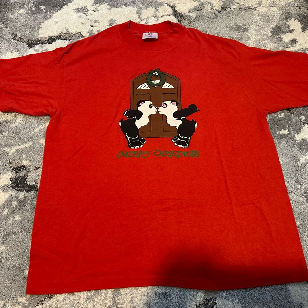 Vintage Red Christmas Graphic Tee Size XL D-32